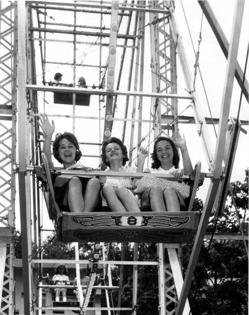 Ferris Wheel girls, 1960s